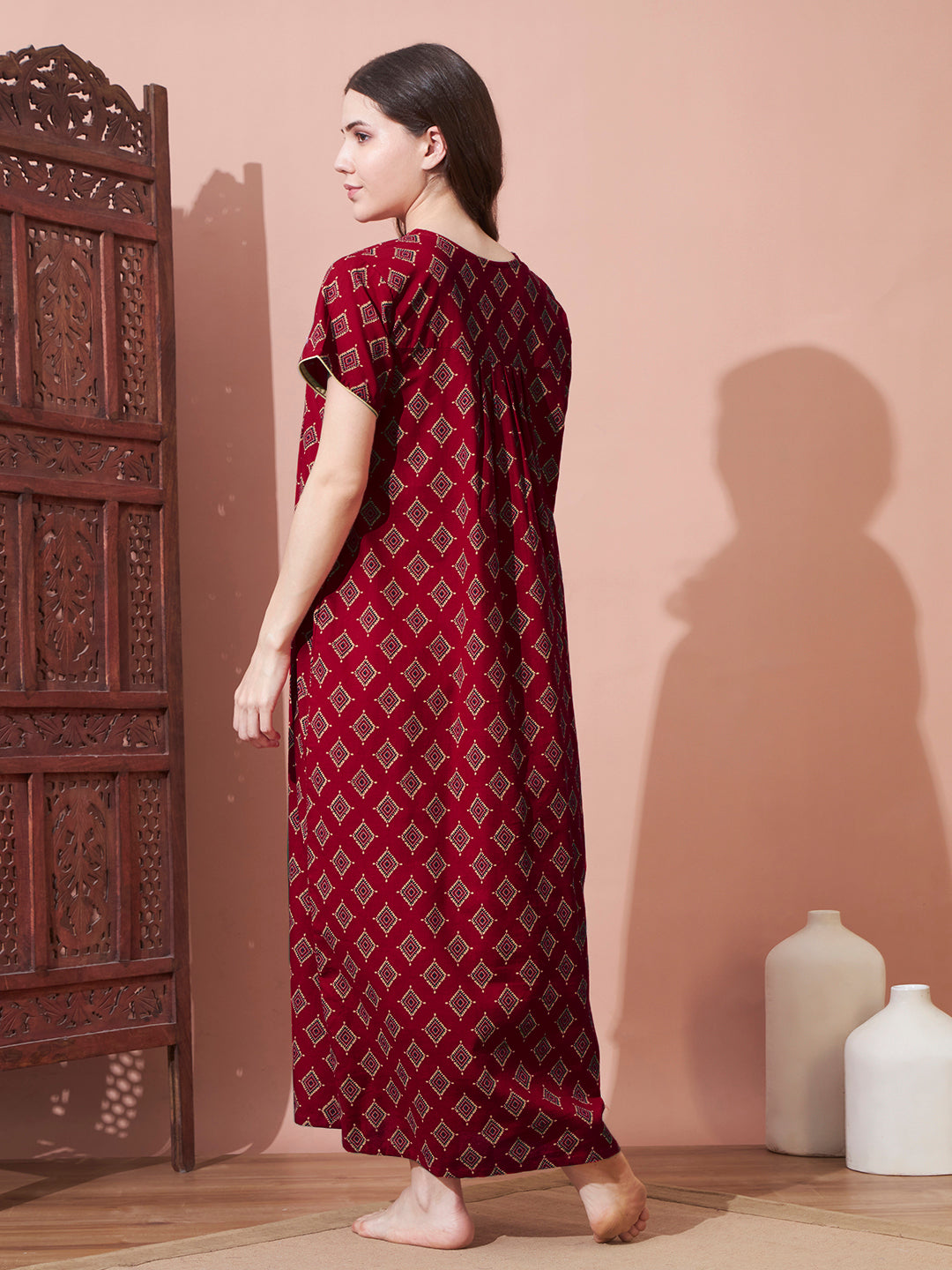 🌸 Peach Cotton Night Gown with Lace Yoke – Soft & Elegant Maxi Nightwear for Women (Copy)