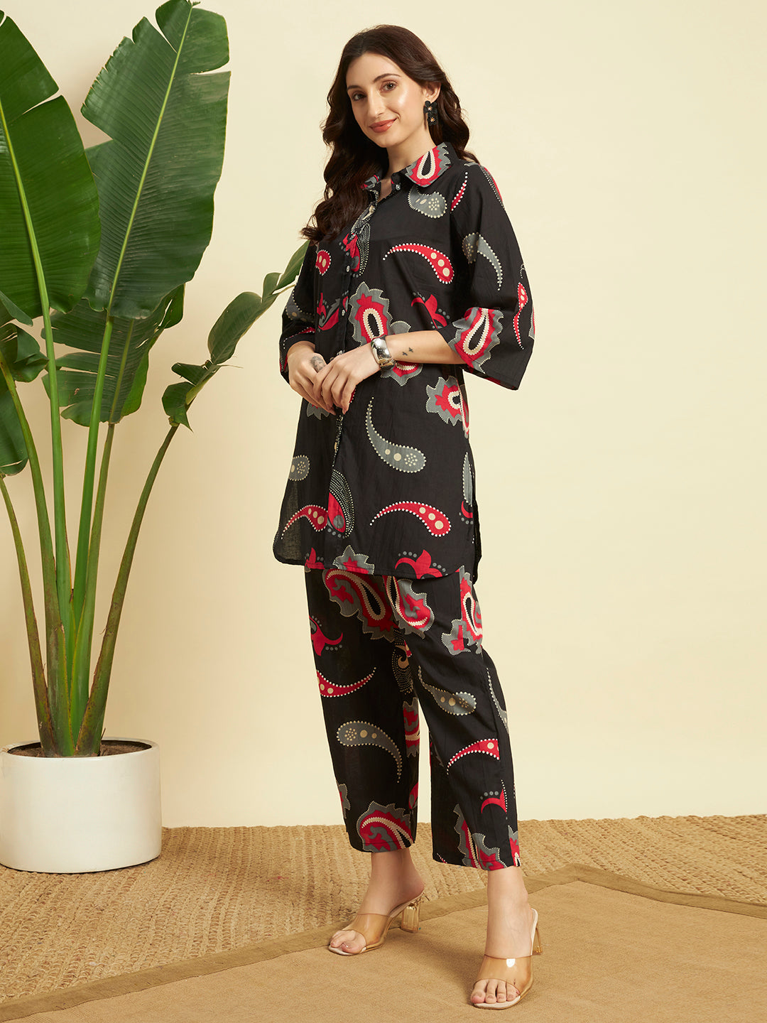 Women’s Black Paisley Printed Kurta & Pant Co-Ord Set