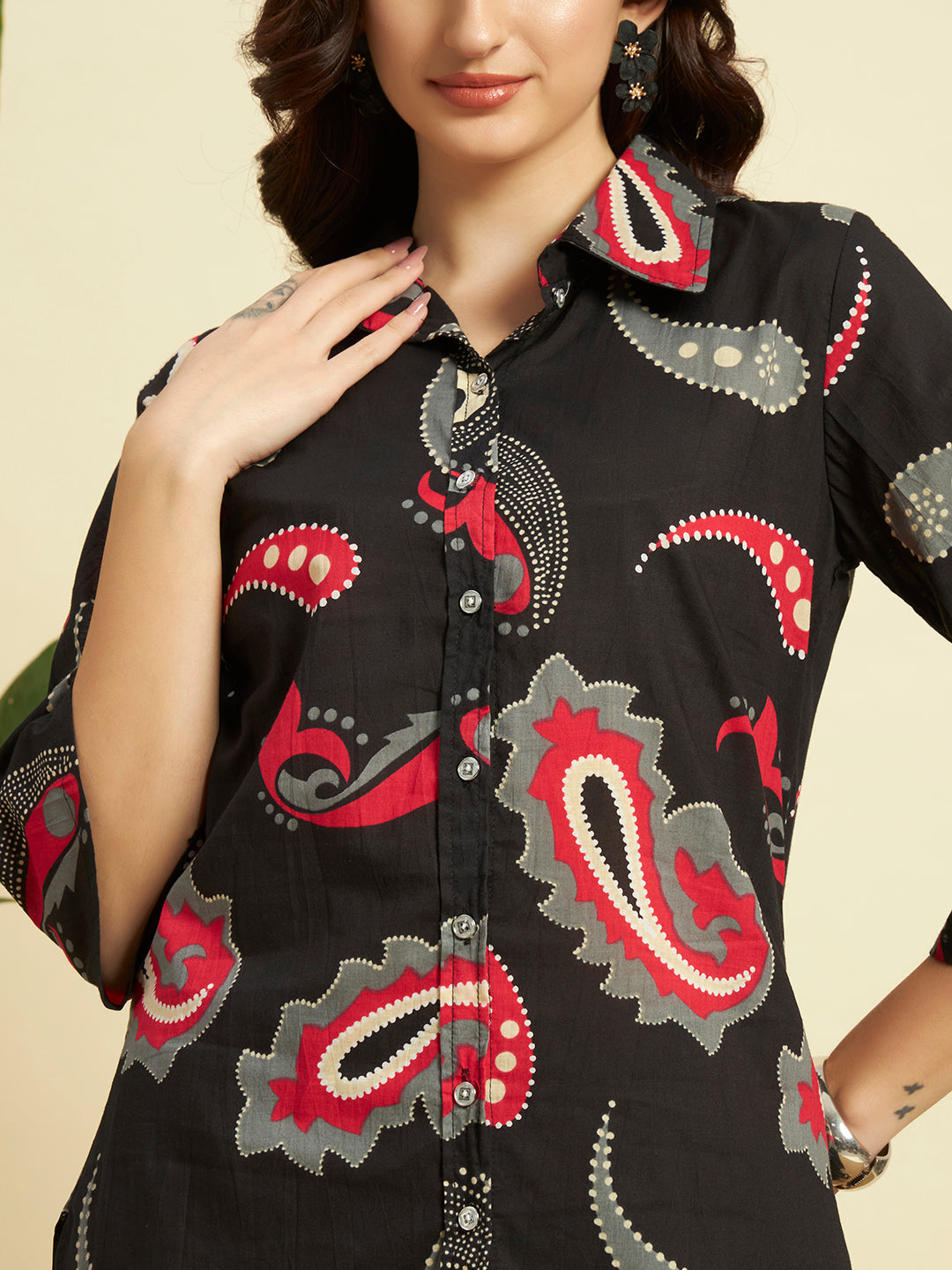 Women’s Black Paisley Printed Kurta & Pant Co-Ord Set