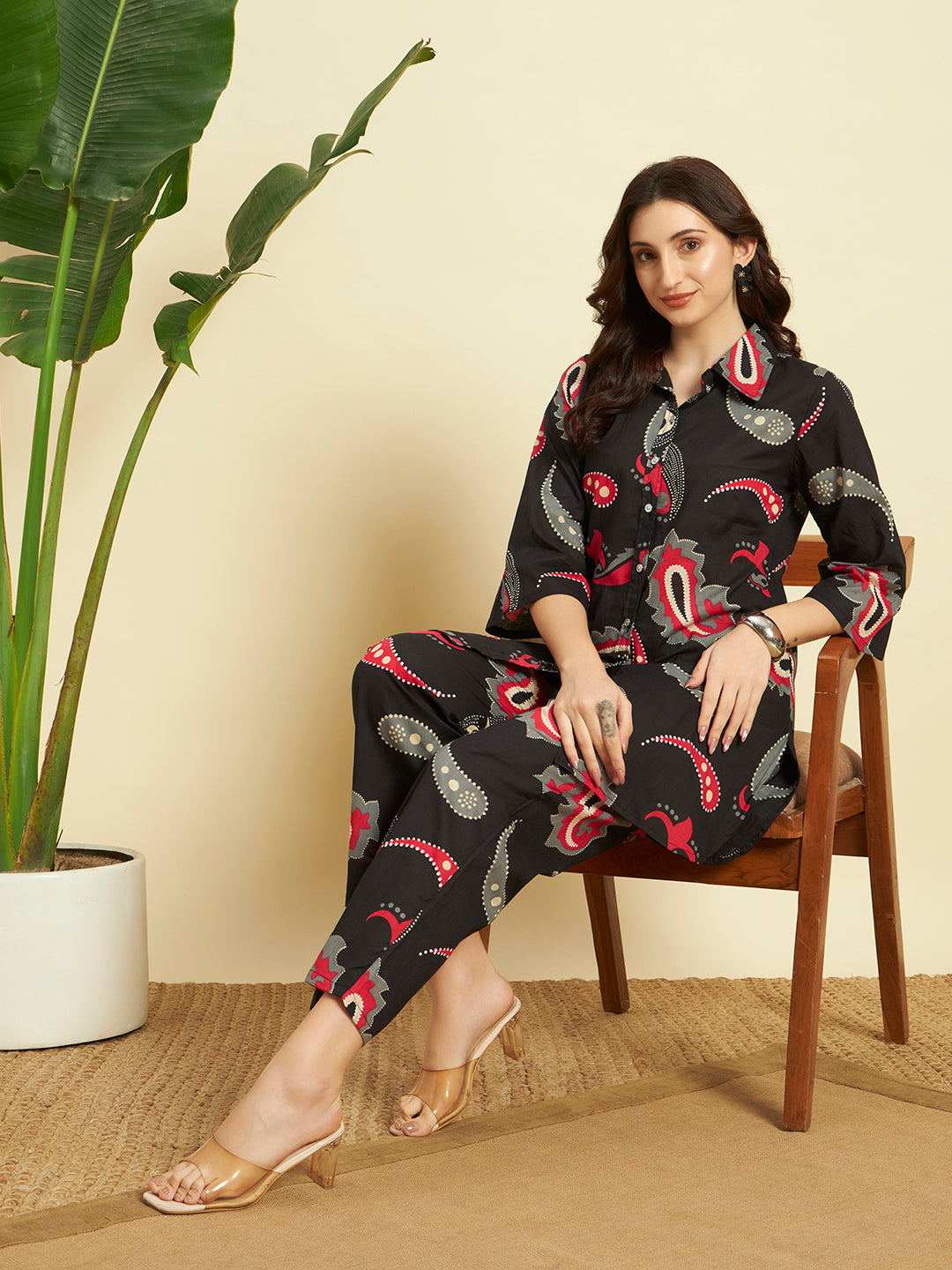 Women’s Black Paisley Printed Kurta & Pant Co-Ord Set
