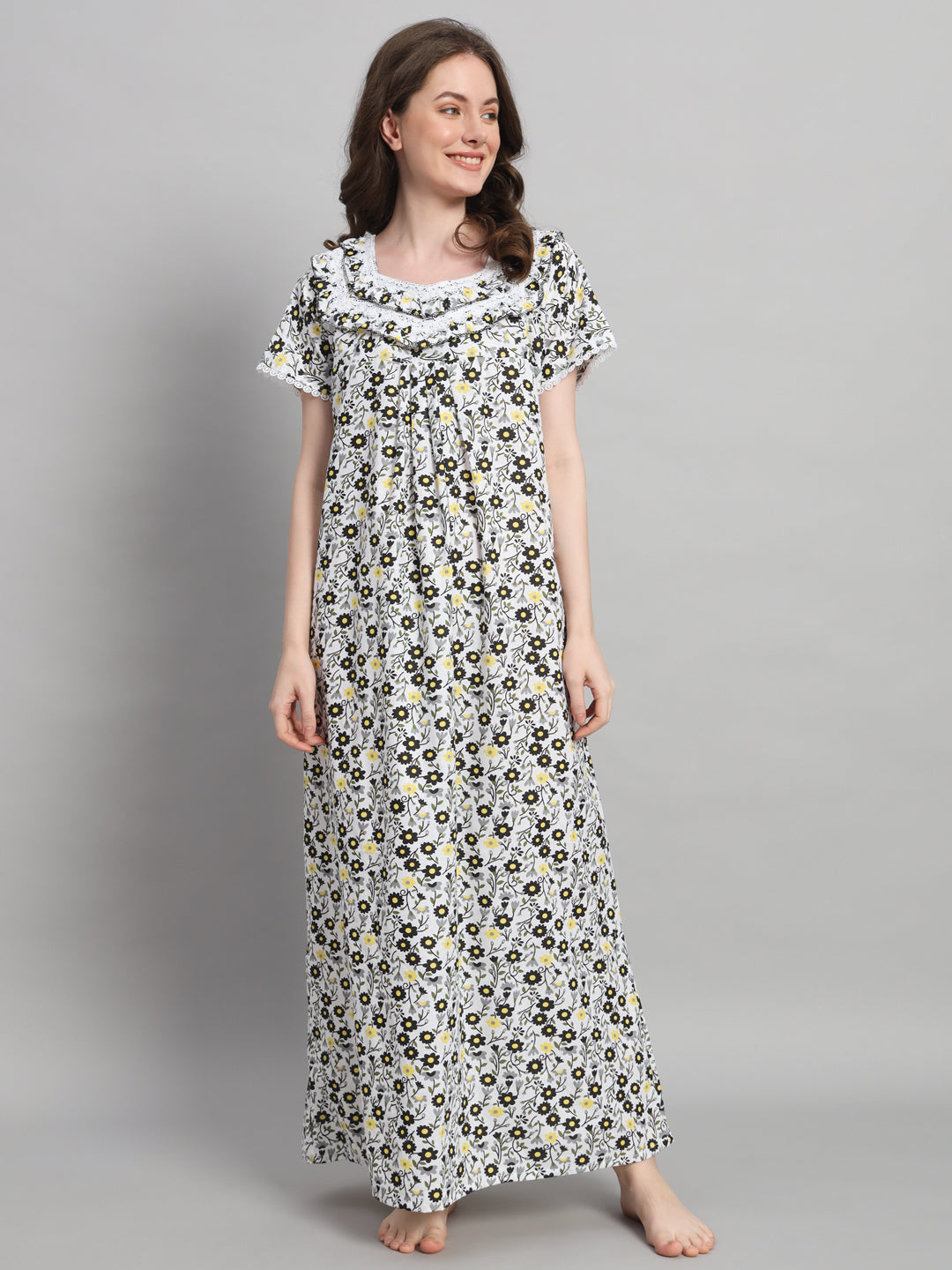🌼 White Floral Printed Cotton Night Gown with Lace Detail – Elegant Maxi Nightwear