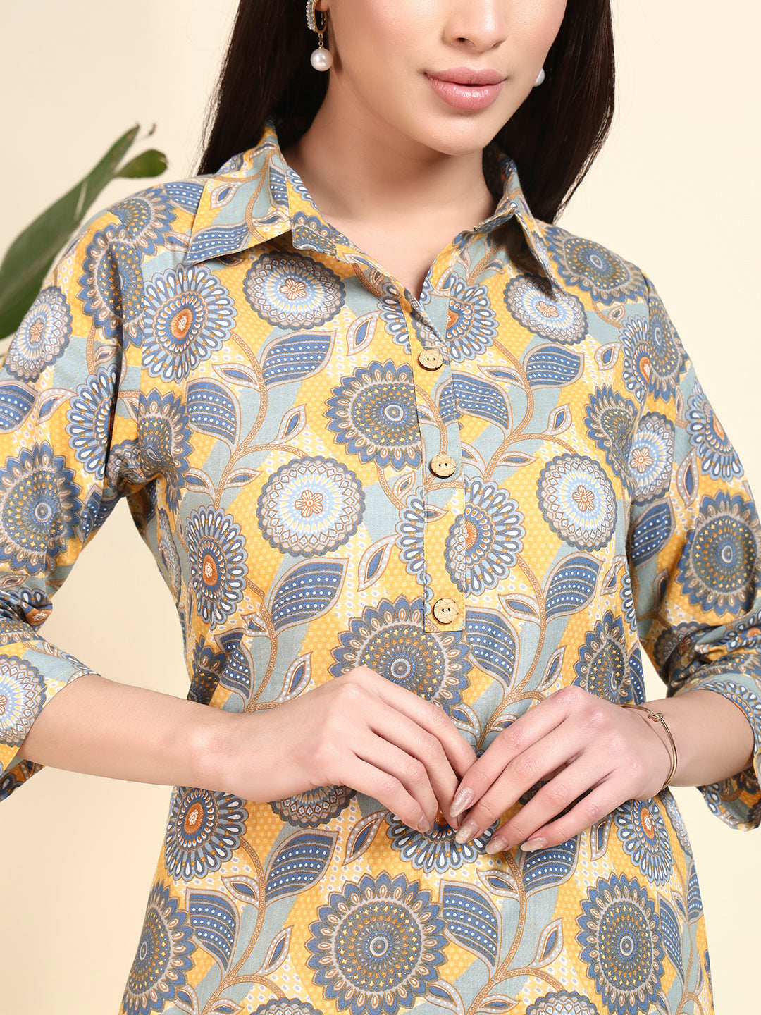 🌼 Women’s Mustard & Grey Floral Printed Kurta & Pant Co-Ord Set