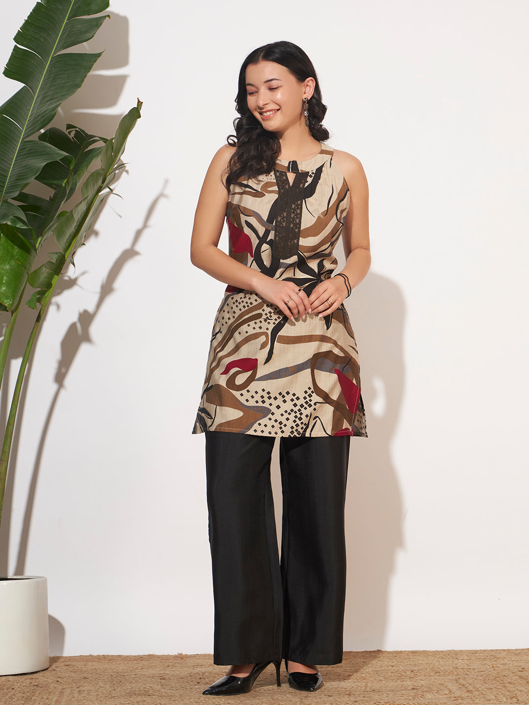 Women’s Beige & Black Abstract Printed Sleeveless Co-Ord Set