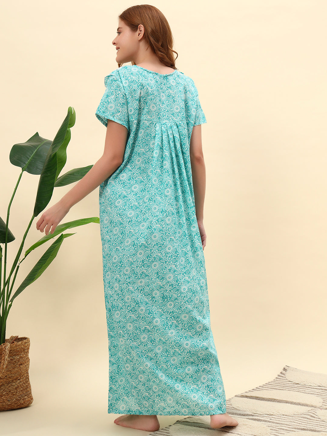 💚 Sea Green Printed Cotton Night Gown with Lace Neck – Comfortable Maxi Nightwear for Women