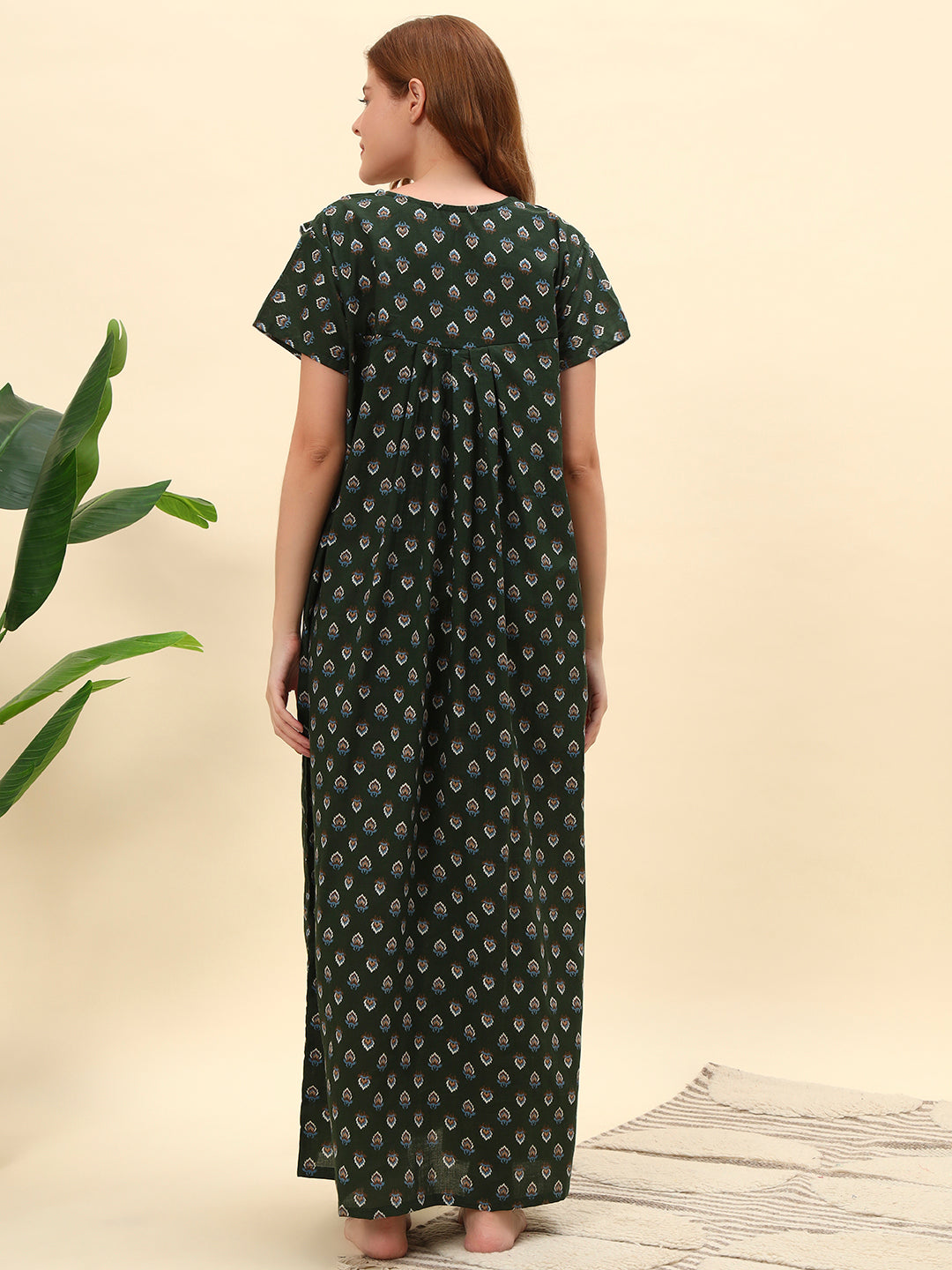 💚 Dark Green Printed Cotton Night Gown with Lace Neck – Comfortable Maxi Nightwear for Women