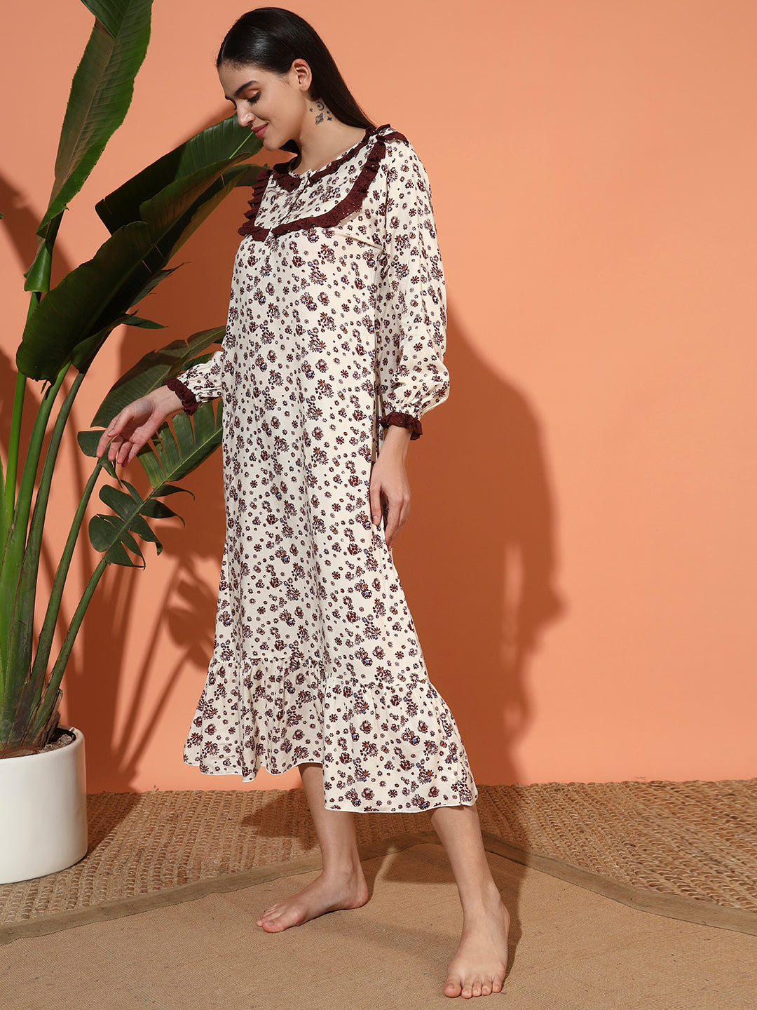 🌸 Cream Floral Printed Night Gown – Elegant & Comfortable Sleepwear