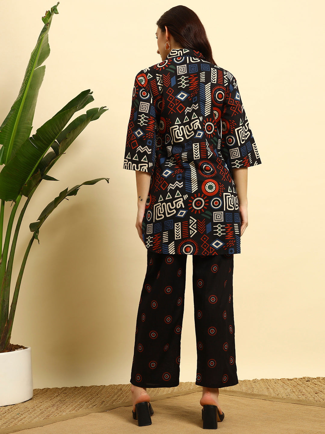 Black Geometric Printed Kurta Pant Co-ord Set For Women – Black Ethnic Set