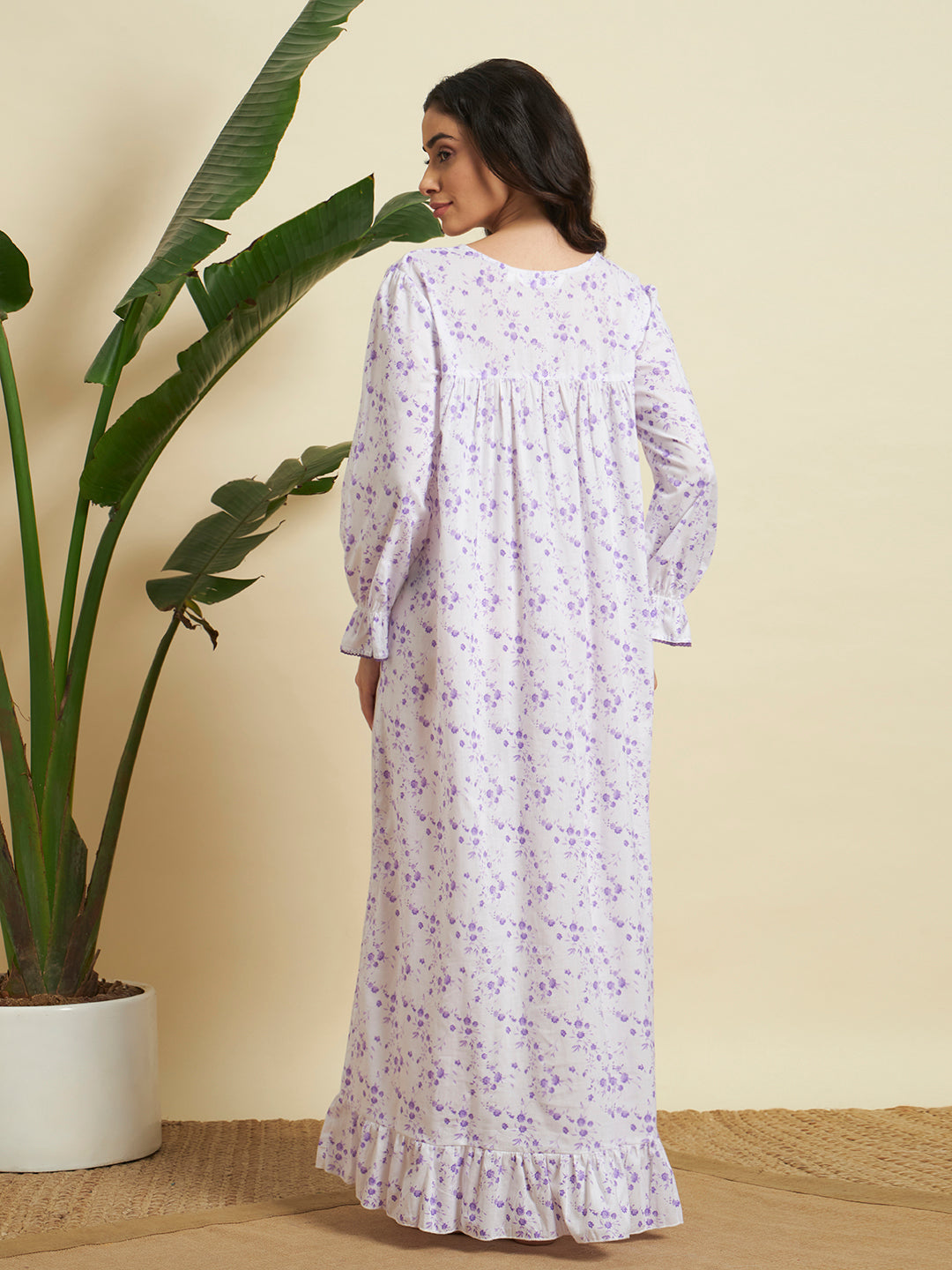 💜 Lavender Floral Printed Night Gown – Elegant & Comfortable Sleepwear