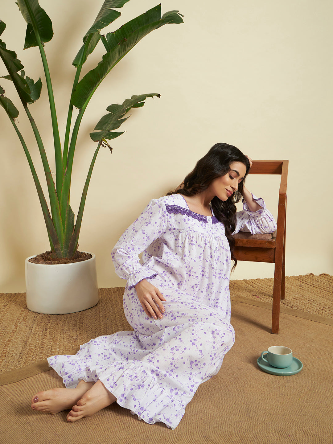 💜 Lavender Floral Printed Night Gown – Elegant & Comfortable Sleepwear