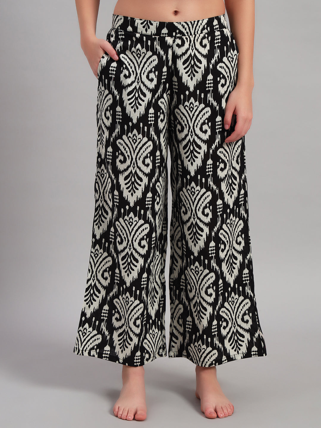 Women’s Black & White Ethnic Motif Kurta & Pant Co-Ord Set