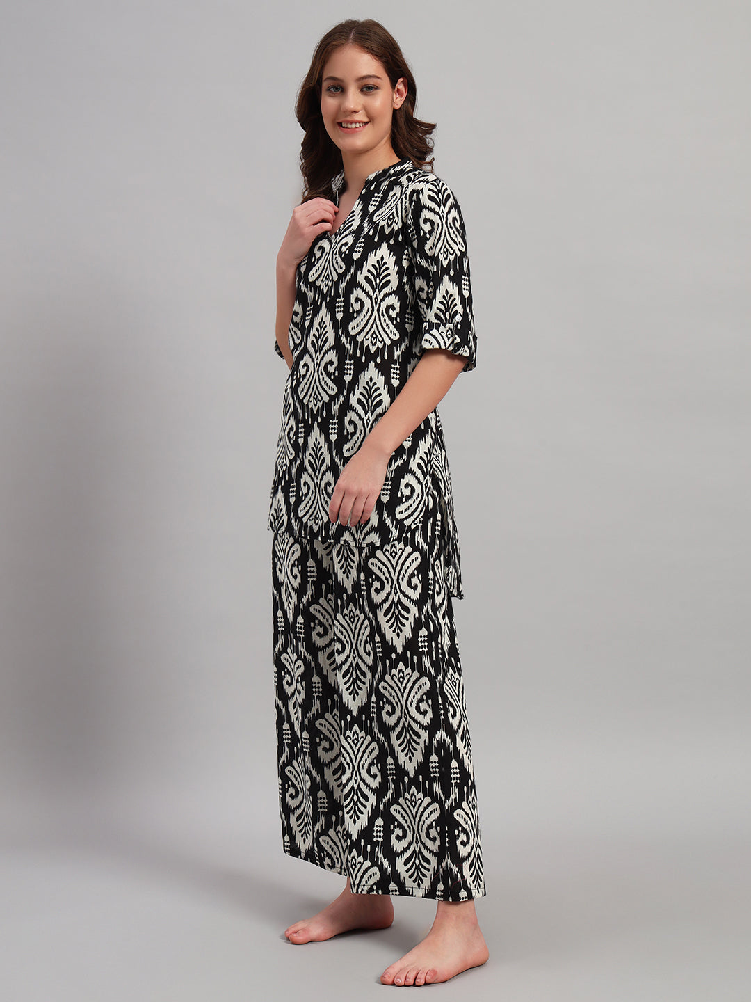 Women’s Black & White Ethnic Motif Kurta & Pant Co-Ord Set