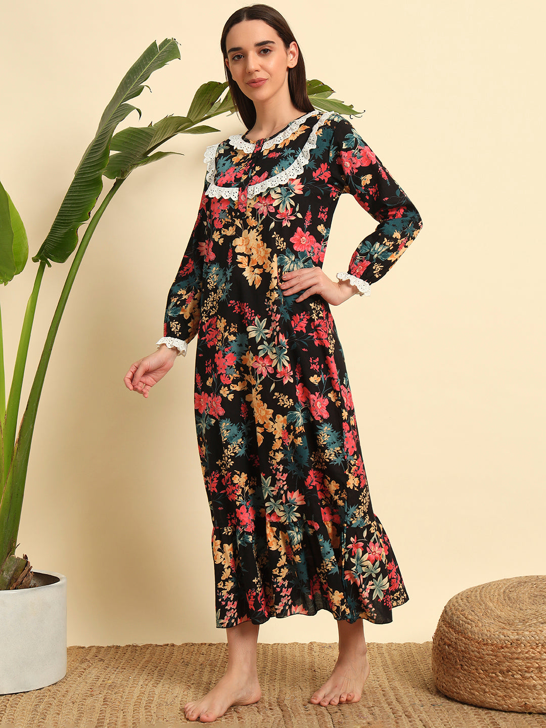 🌺 Black Floral Printed Night Gown – Stylish & Comfortable Sleepwear