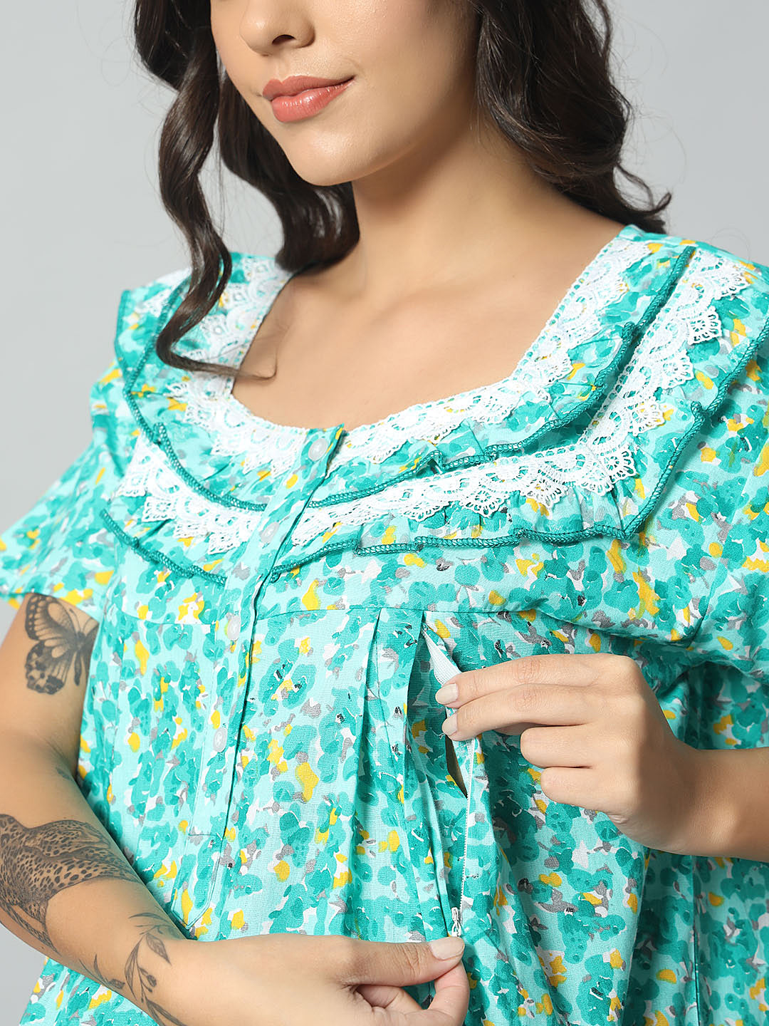 💚 Women Cotton Printed Nighty – Turquoise Floral Short Sleeve Night Gown