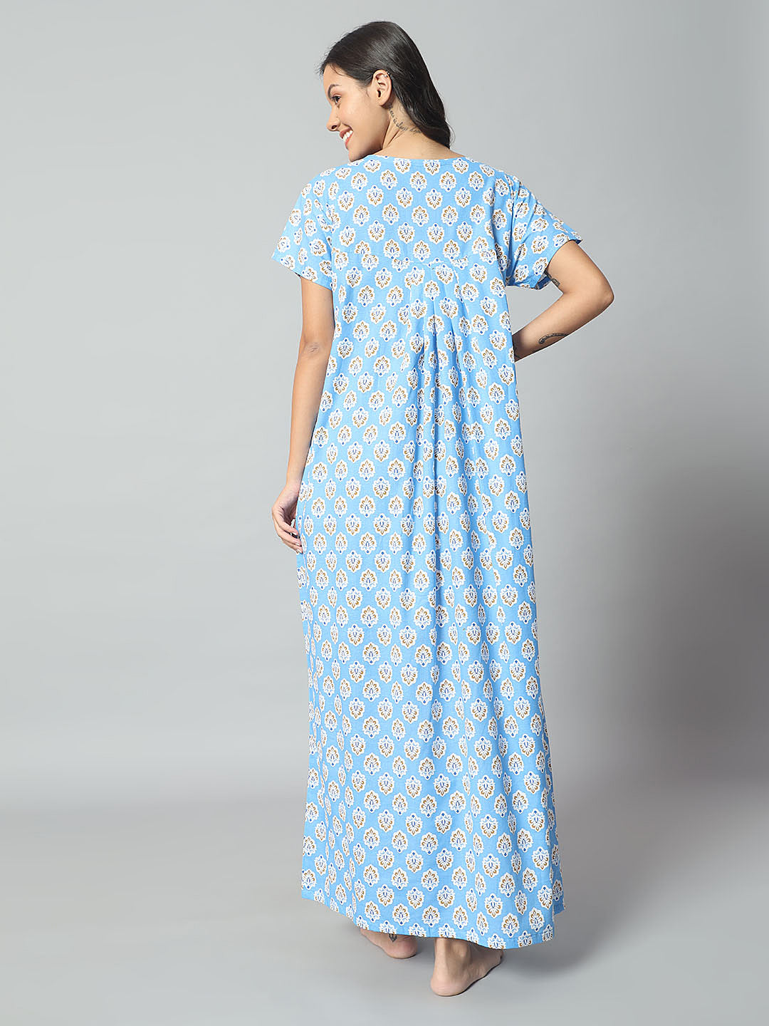 💙 Women Cotton Printed Nighty – Blue Floral Short Sleeve Night Gown