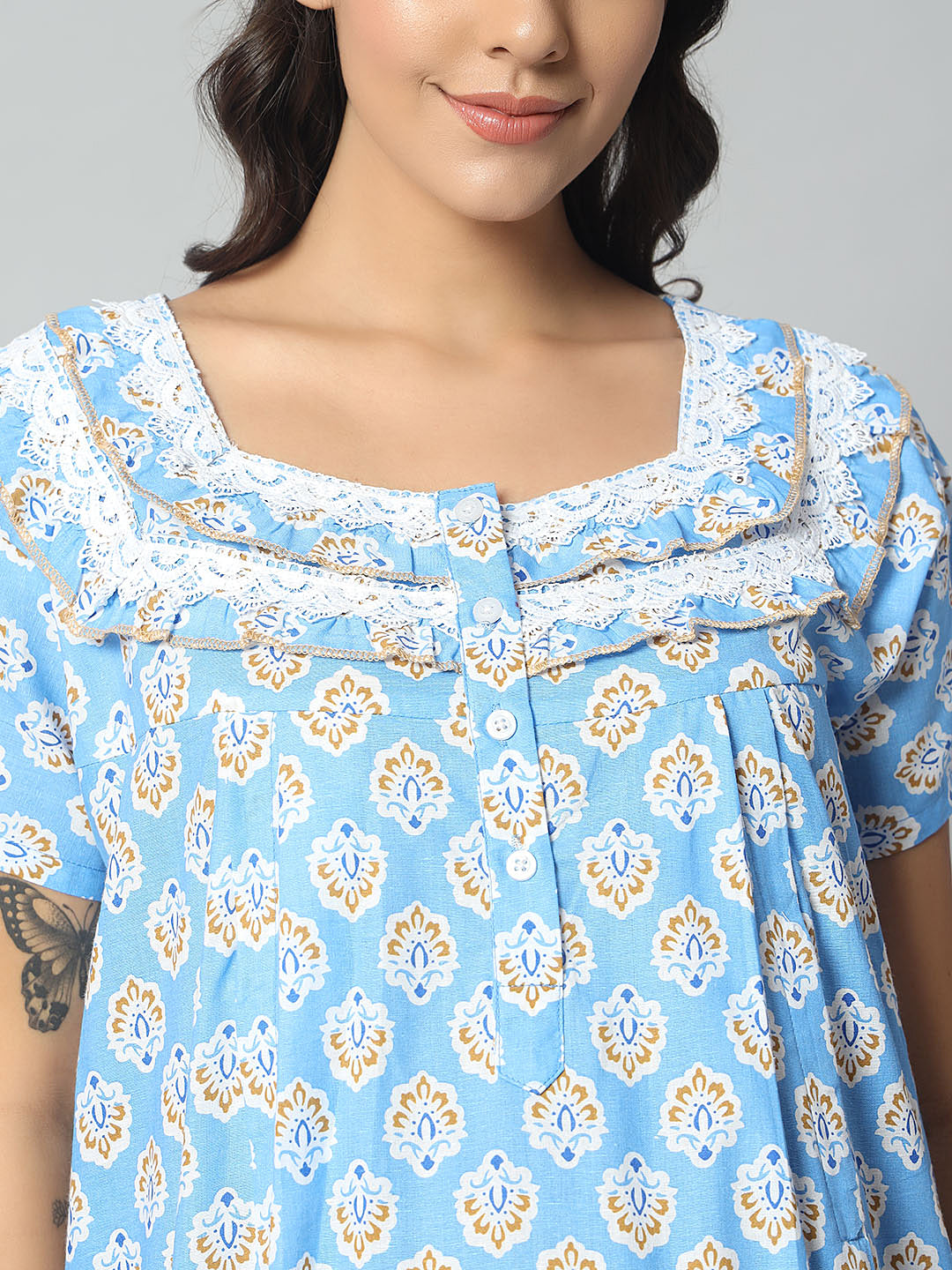 💙 Women Cotton Printed Nighty – Blue Floral Short Sleeve Night Gown