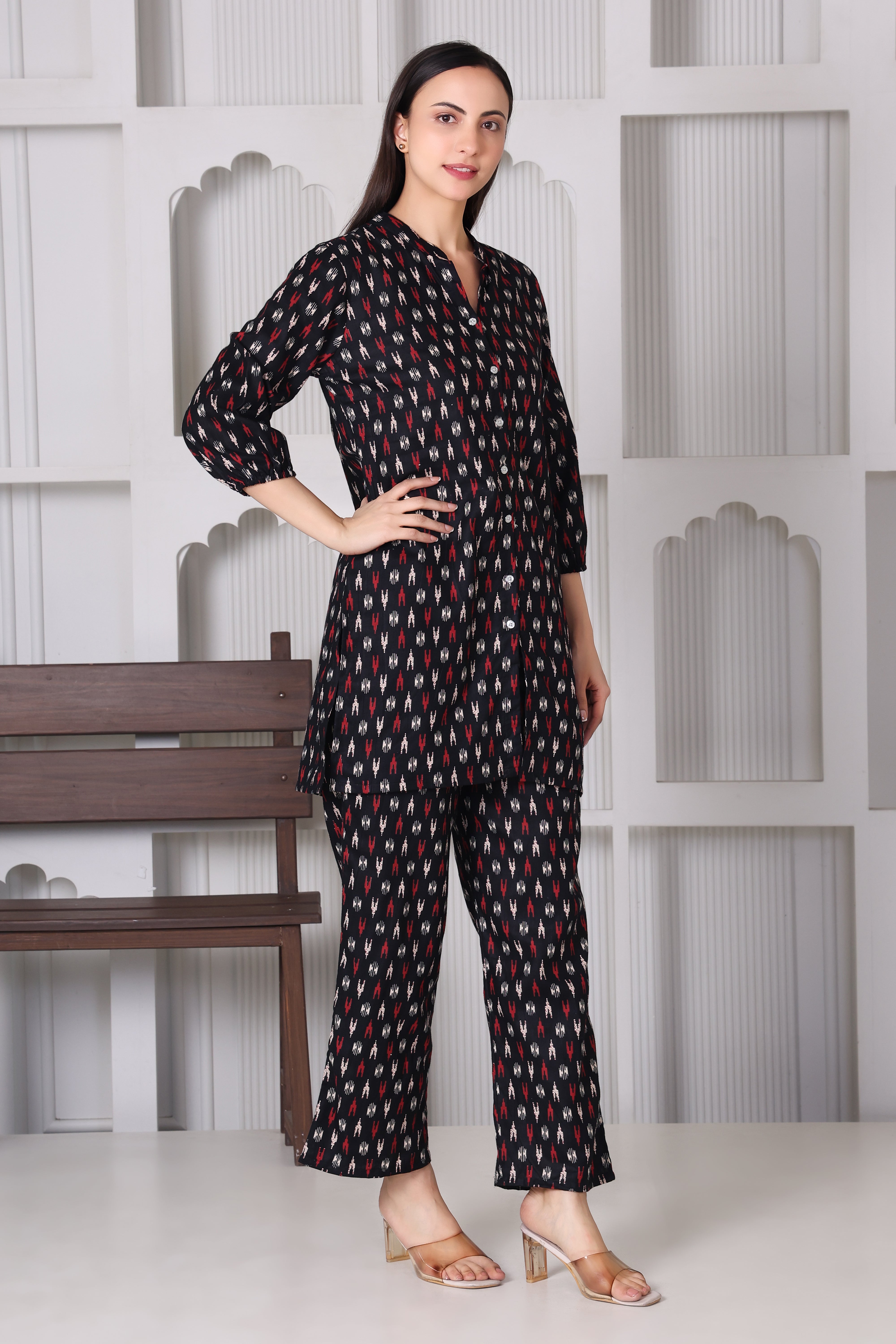 🖤 Women Printed Kurta Pant Co-ord Set – Black Ethnic Set