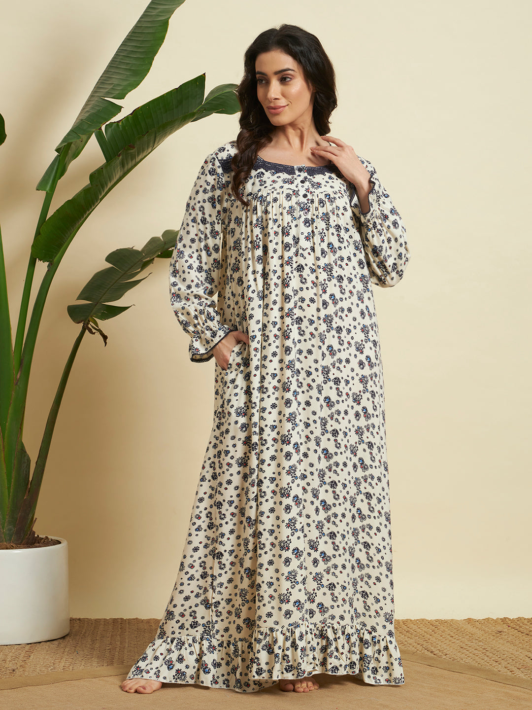 🌼 Cream Floral Printed Night Gown – Elegant & Comfortable Sleepwear