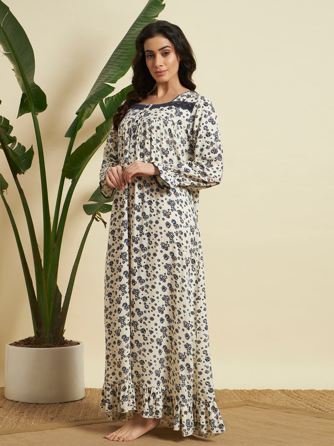 🌼 Cream Floral Printed Night Gown – Elegant & Comfortable Sleepwear