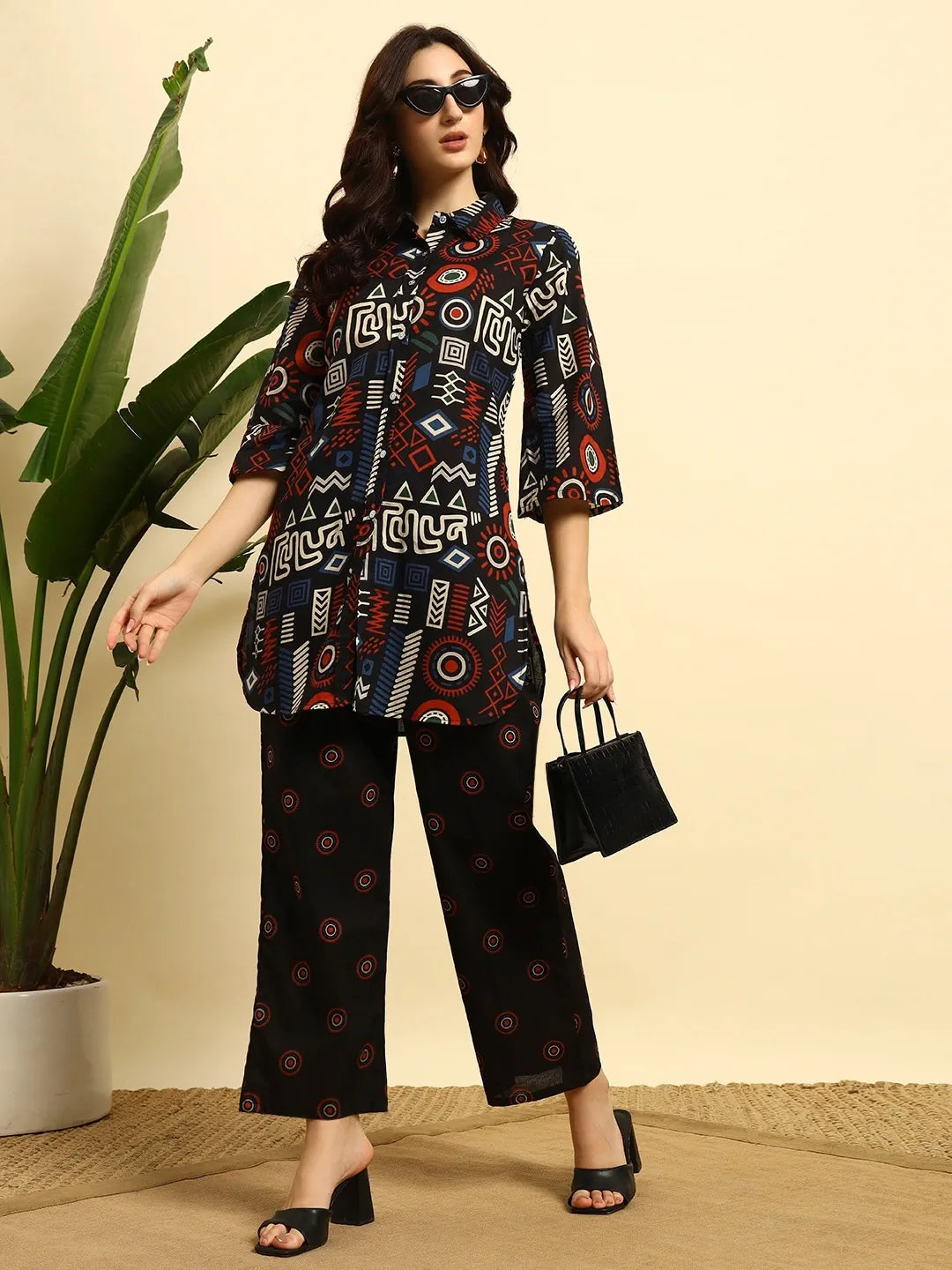 🖤 Women Geometric Printed Kurta Pant Co-ord Set – Black Ethnic Set